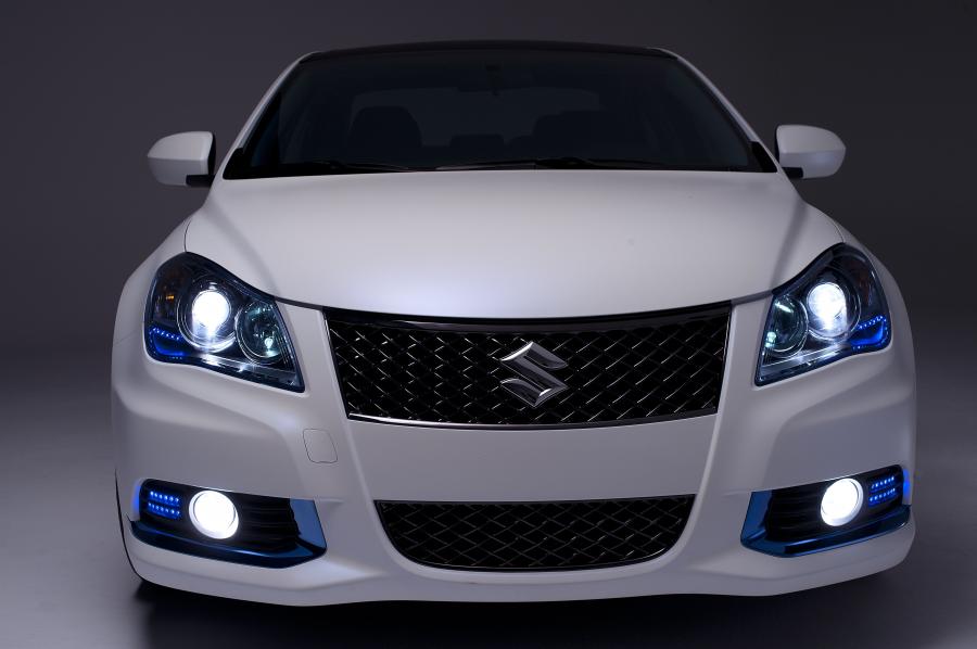  Suzuki Kizashi EcoCharge Concept 2011 года  (фото 18 из 20)